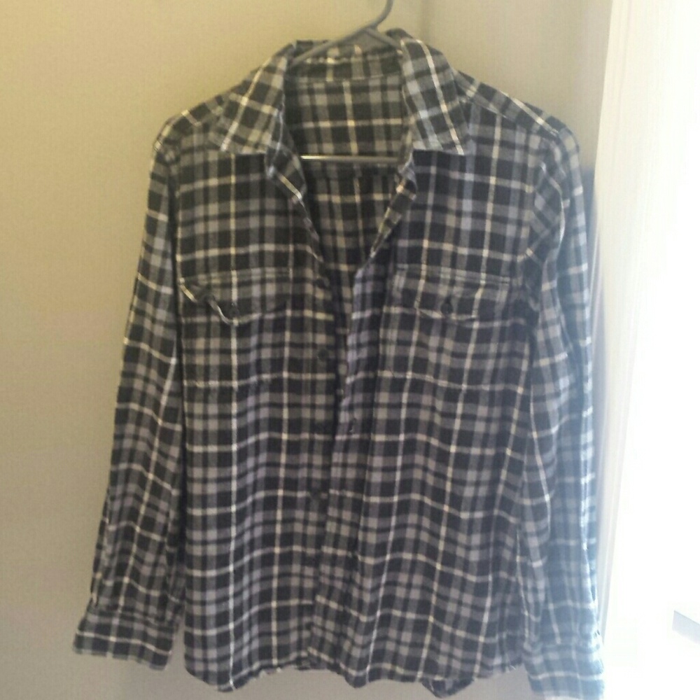 ⭐Black and Gray Flannel